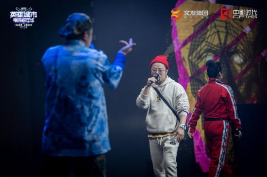 G2战队在S15全球总决赛中逆转战胜BLG将其推向悬崖